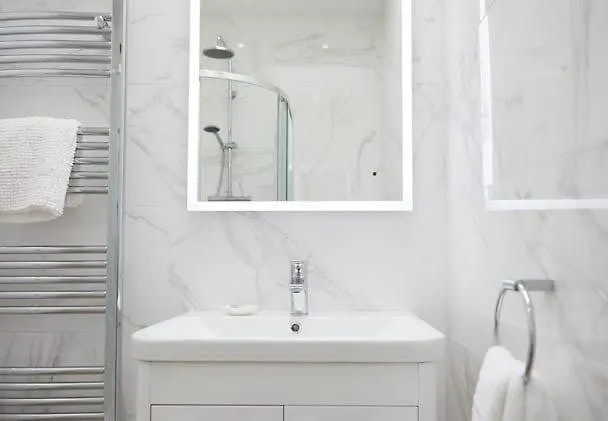 Six Matlock Apartment - Gorgeous Apartment, Stunning Sea Views 法利 度假居